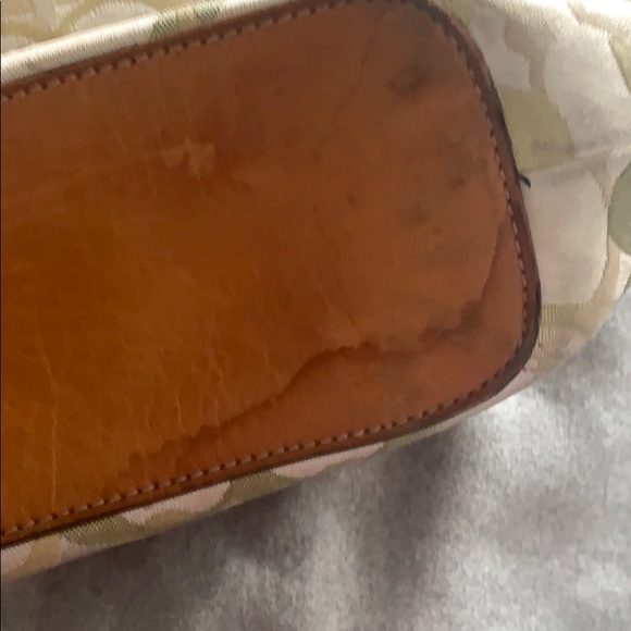 COPY - Coach Hampton Bag - Picture 3 of 4